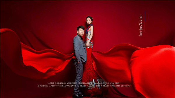 有種溫馨叫你若結(jié)婚易視界家人結(jié)伴現(xiàn)場(chǎng)道賀